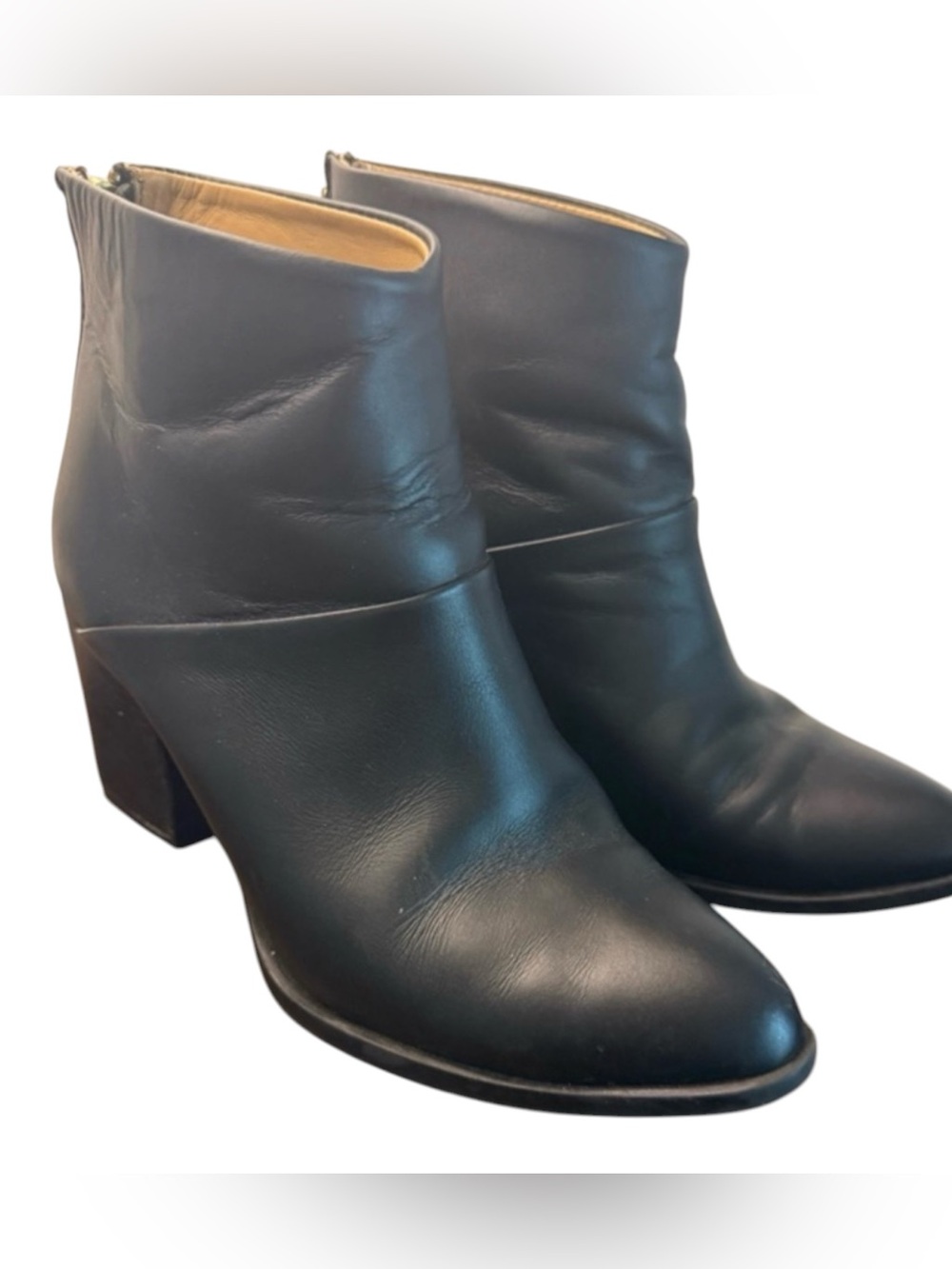 Nisolo Dari Boot Black Leather
Ankle Booties Size 8.5